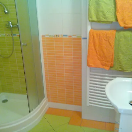 Anna Apartment